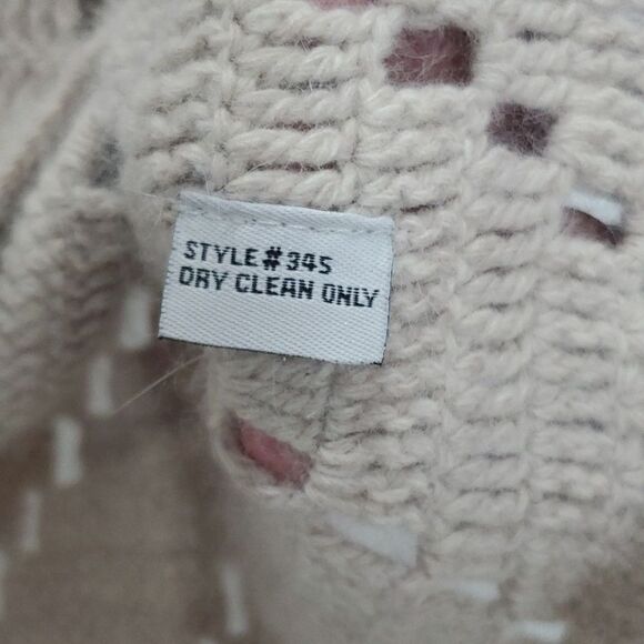 CAbi 345 Cream Angora Blend Knit Crochet 2 Button Vest Women's Size Large Boho - Picture 4 of 6
